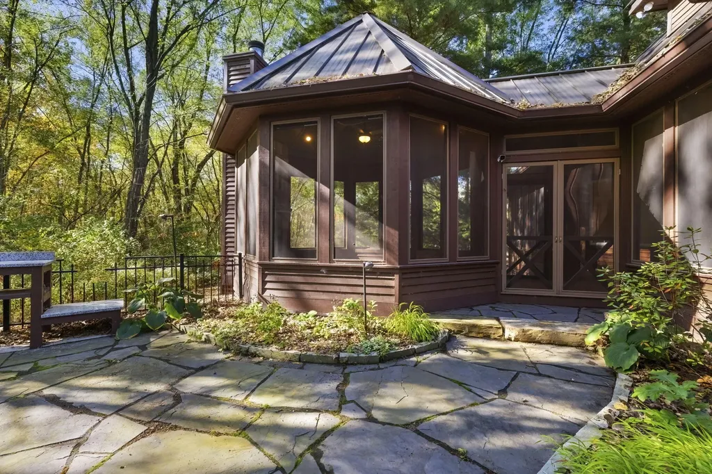 5650 Lily Lane Chikaming Township MI 49125