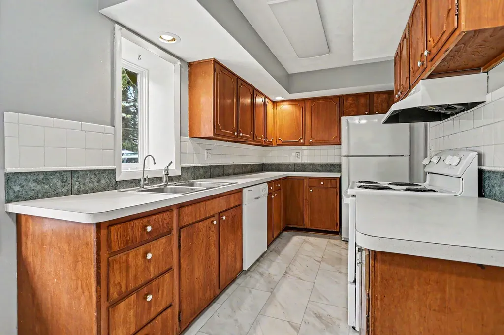 4753 Kimber Lane Oronoko Charter Township MI 49103