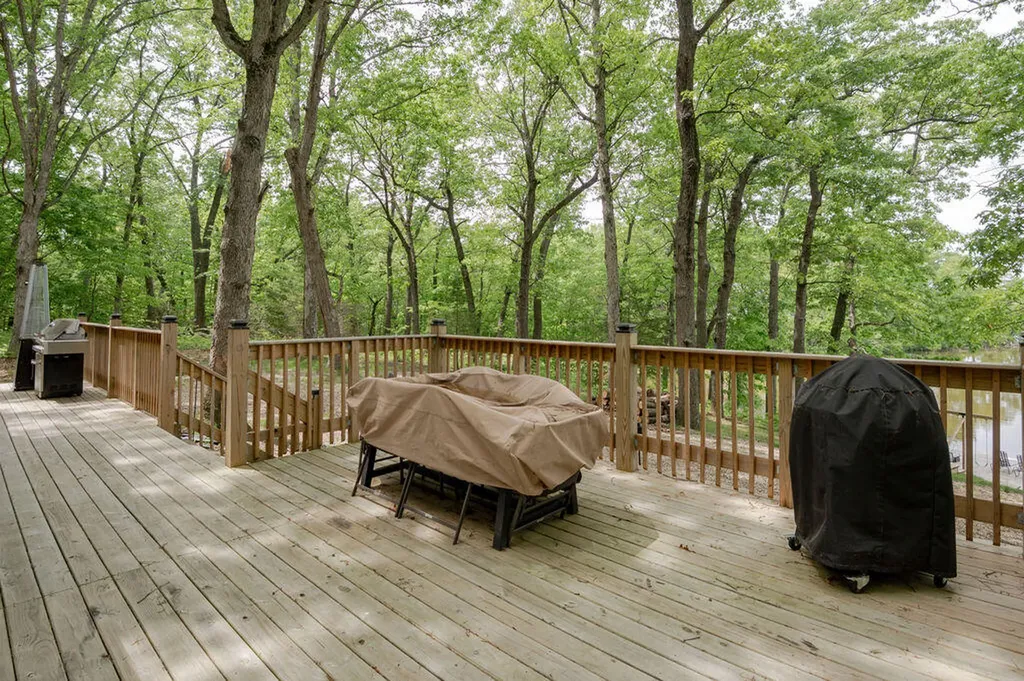 59254 Dove Lane Lockport Township MI 49093