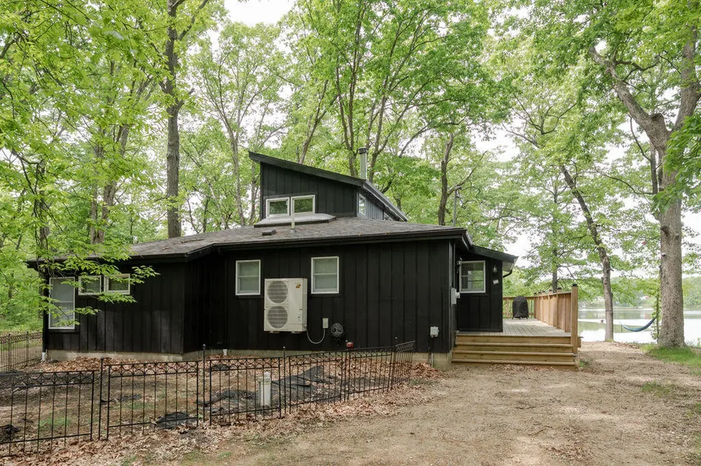 59254 Dove Lane Lockport Township MI 49093
