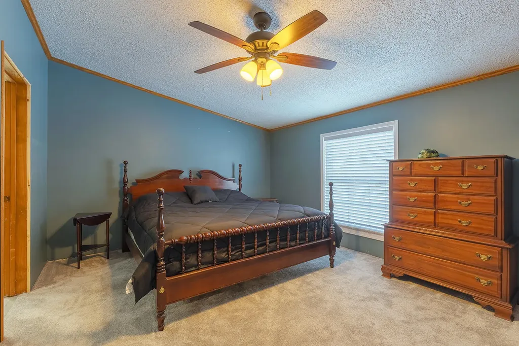 54598 Park Lane Silver Creek Township MI 49111