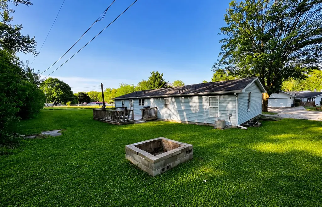 54598 Park Lane Silver Creek Township MI 49111