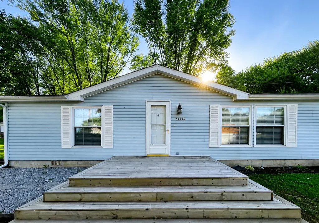 54598 Park Lane Silver Creek Township MI 49111