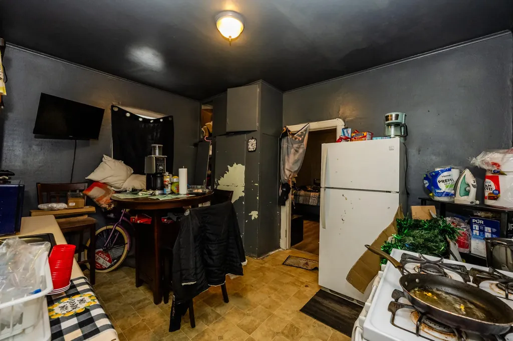 561 Heck Court Benton Harbor City MI 49022