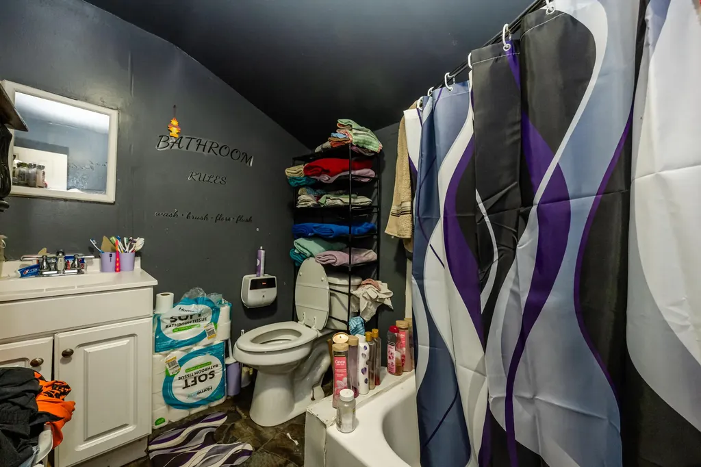 561 Heck Court Benton Harbor City MI 49022