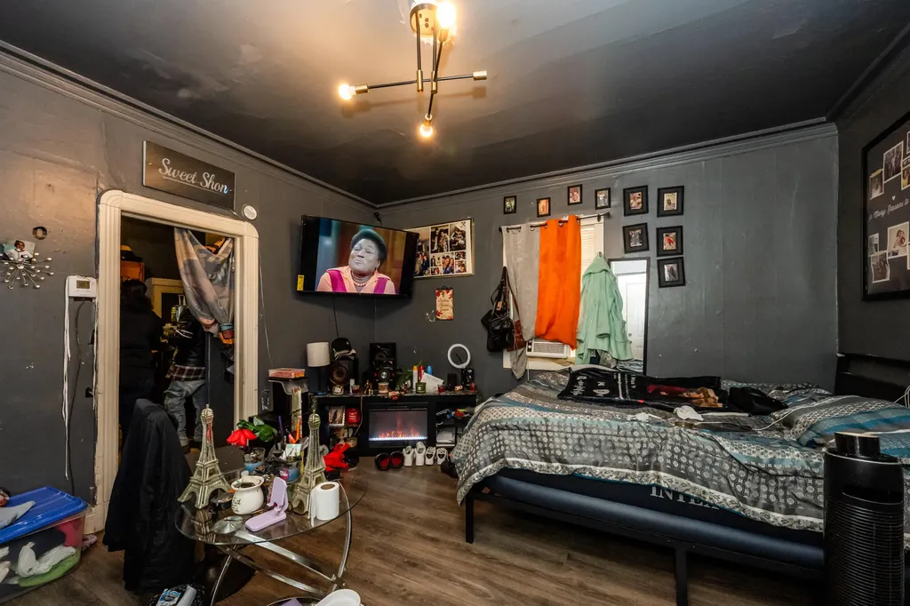 561 Heck Court Benton Harbor City MI 49022
