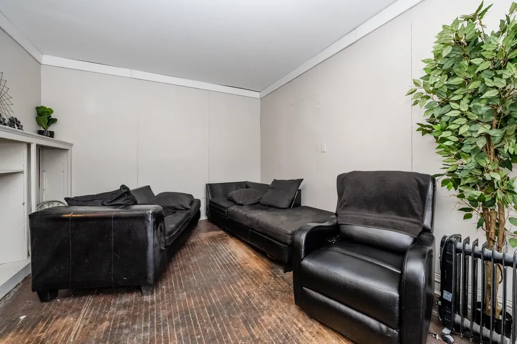 561 Heck Court Benton Harbor City MI 49022