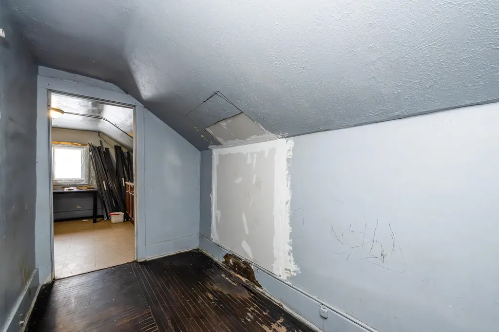 561 Heck Court Benton Harbor City MI 49022
