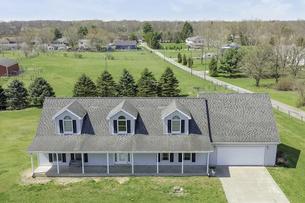 69500 Christiana Lake Road Ontwa Township MI 49112