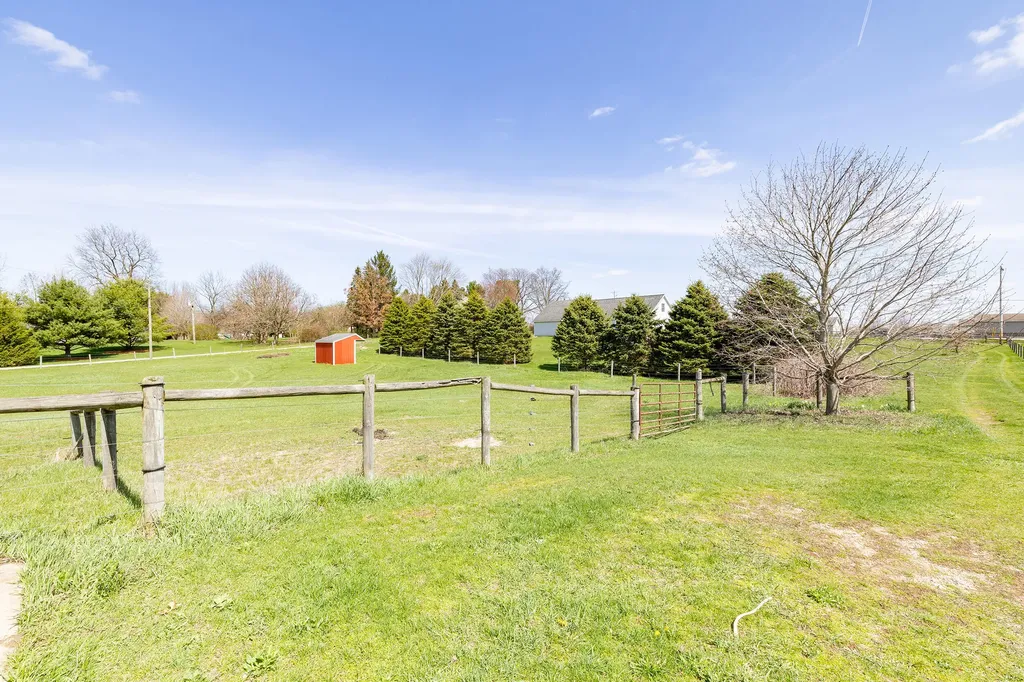 69500 Christiana Lake Road Ontwa Township MI 49112