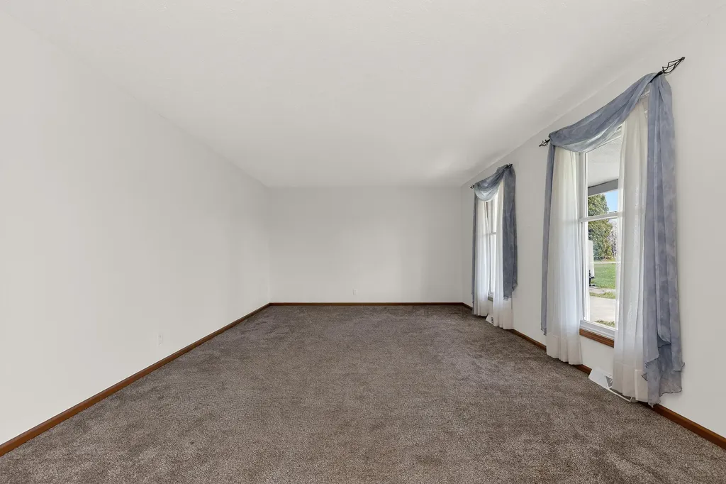 69500 Christiana Lake Road Ontwa Township MI 49112