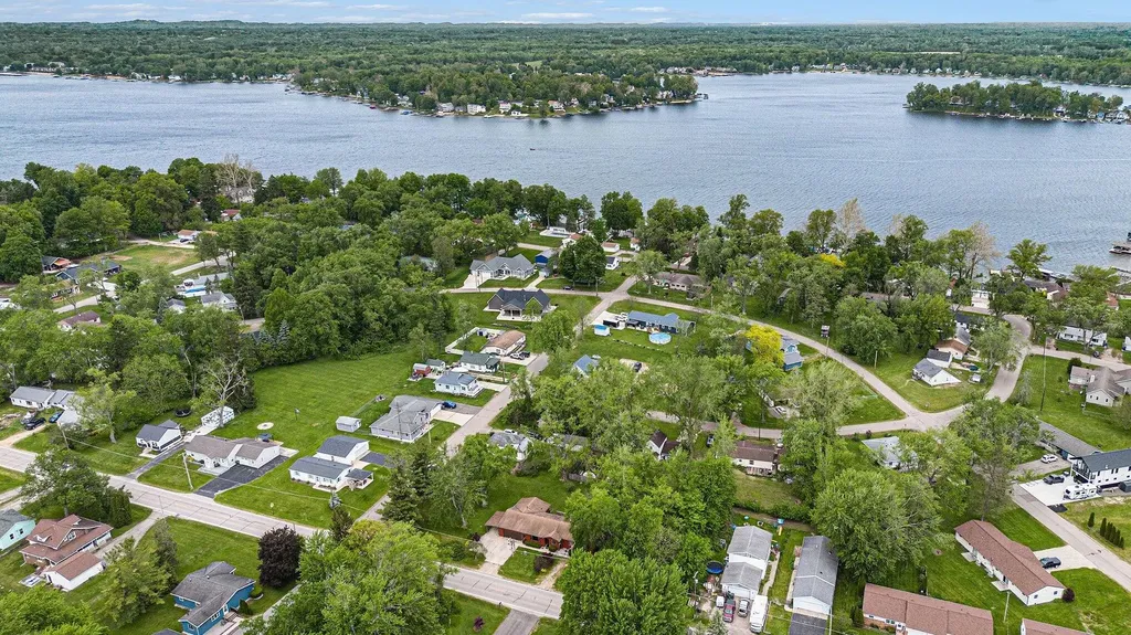 8223 Forest Beach Road Watervliet Township MI 49098