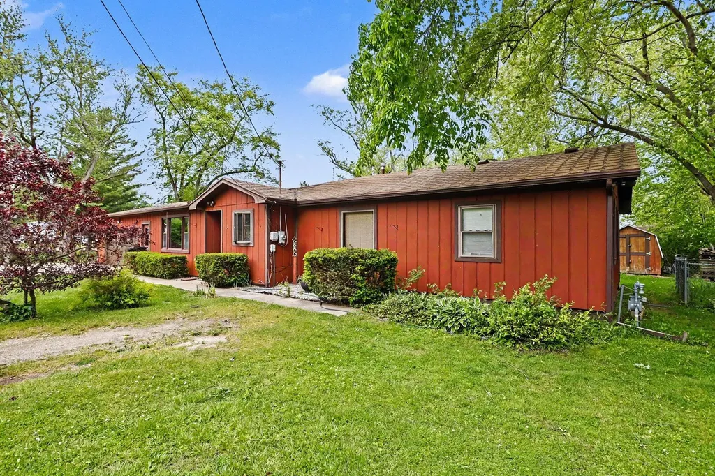 8223 Forest Beach Road Watervliet Township MI 49098