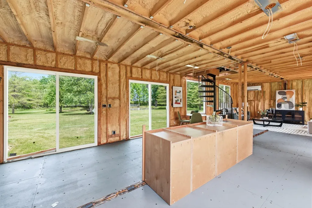7767 Warren Woods Road Chikaming Township MI 49128