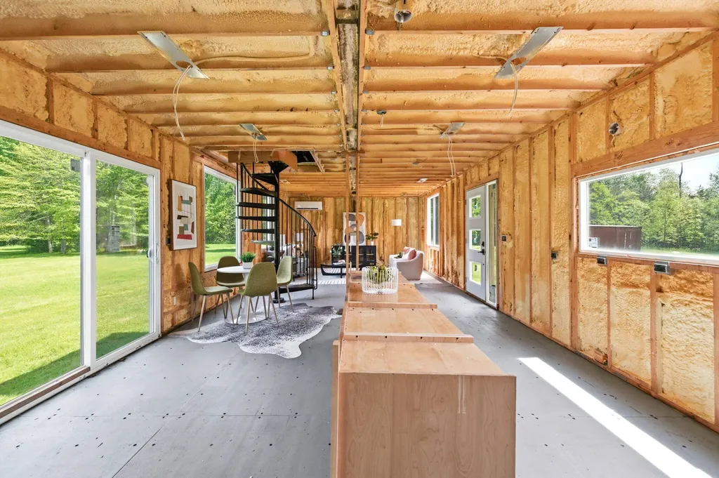 7767 Warren Woods Road Chikaming Township MI 49128