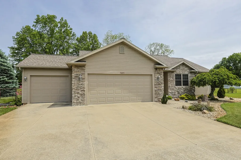 70895 Kristy Lane Mason Township MI 49112