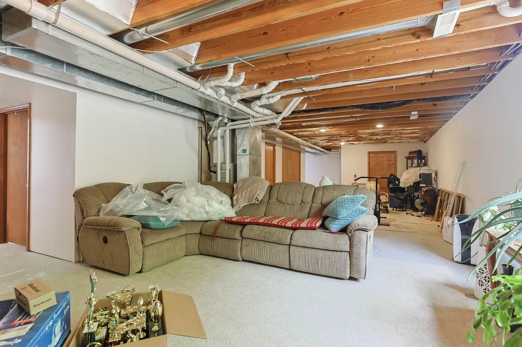 70895 Kristy Lane Mason Township MI 49112