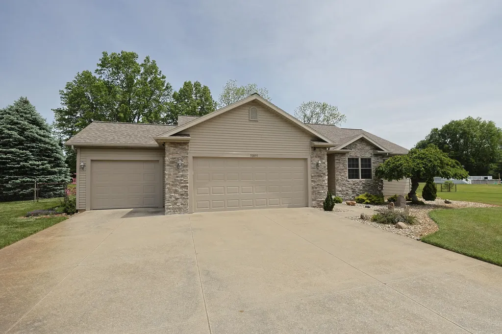 70895 Kristy Lane Mason Township MI 49112