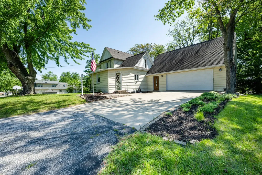 5785 Ridge Road Stevensville Village MI 49127