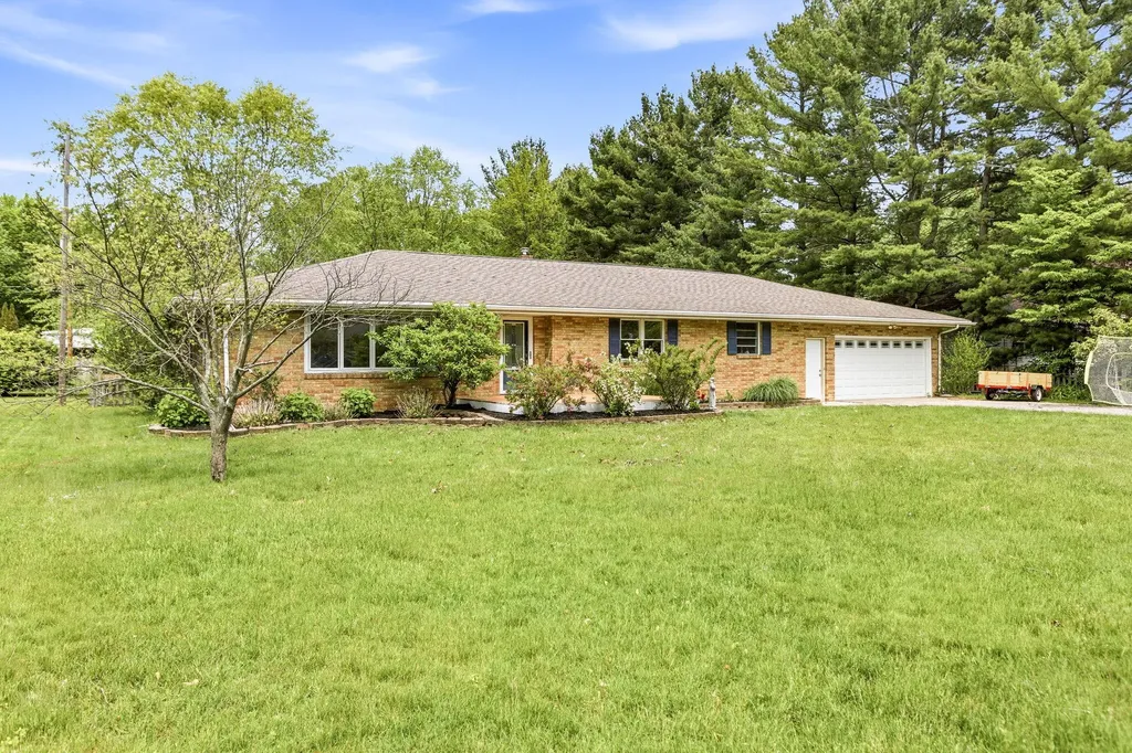 2367 Shoreham Drive Shoreham Village MI 49085