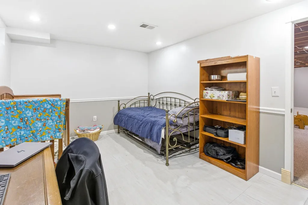 2367 Shoreham Drive Shoreham Village MI 49085