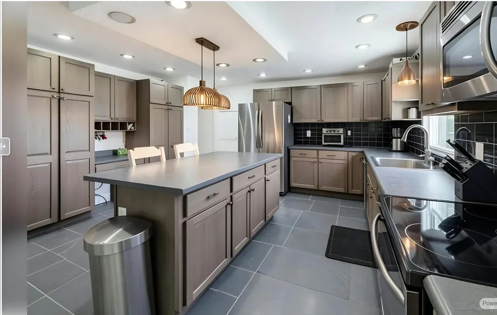 2367 Shoreham Drive Shoreham Village MI 49085