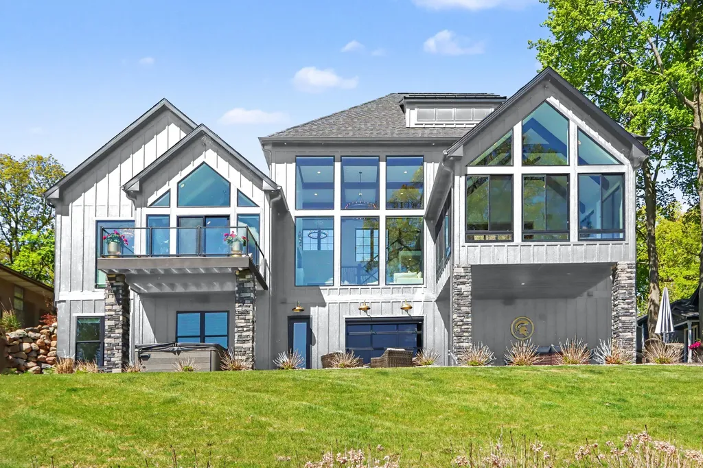 4630 E Gull Lake Drive Ross Township MI 49060