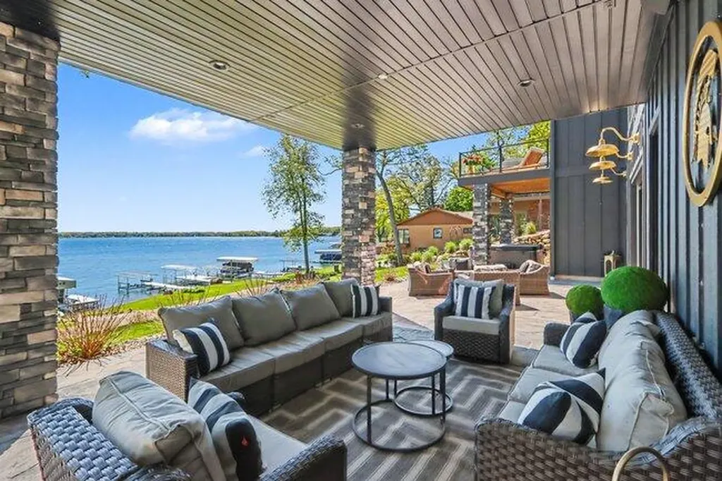 4630 E Gull Lake Drive Ross Township MI 49060