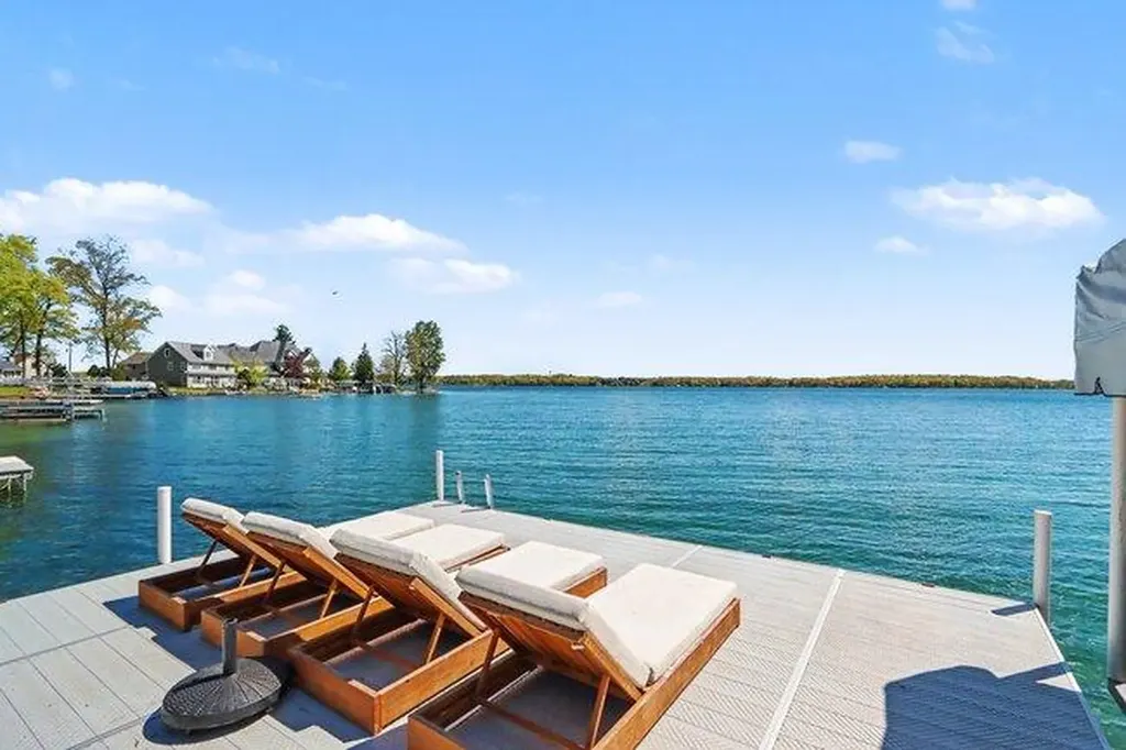 4630 E Gull Lake Drive Ross Township MI 49060