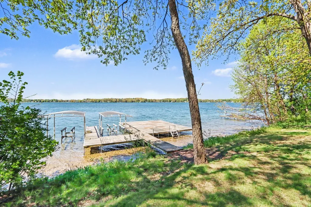 4630 E Gull Lake Drive Ross Township MI 49060