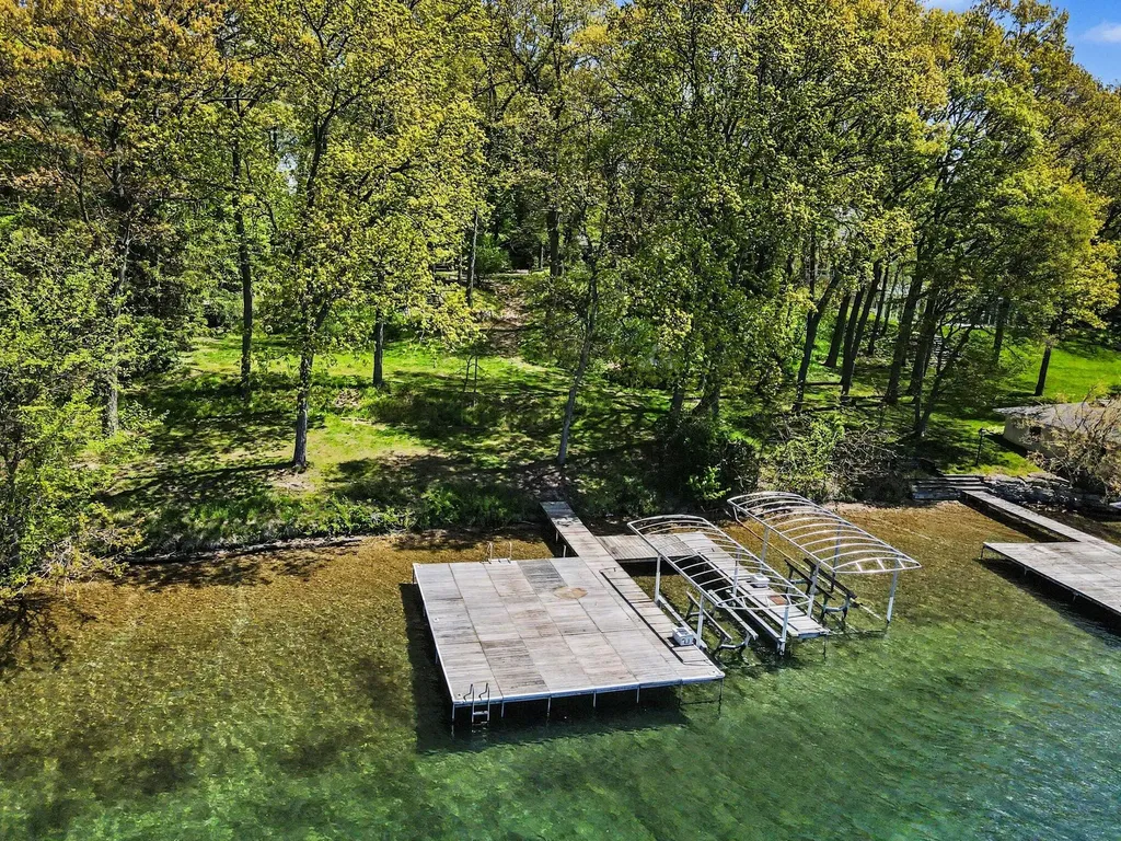 4630 E Gull Lake Drive Ross Township MI 49060