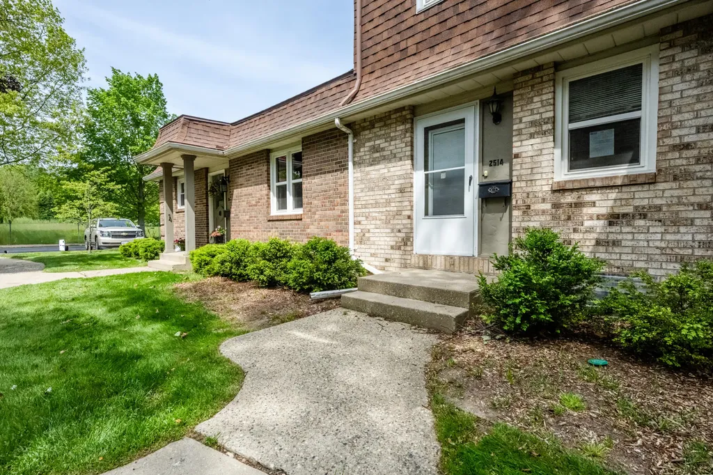 2514 Essex Court St. Joseph Charter Township MI 49085