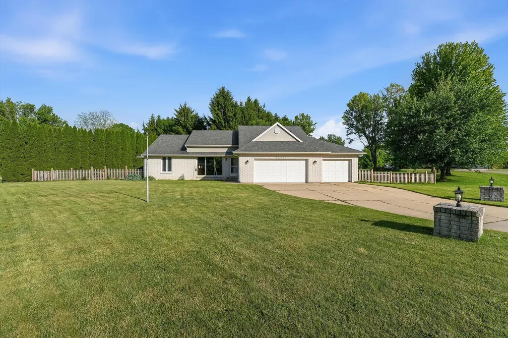 22401 Happy Drive Lagrange Township MI 49031