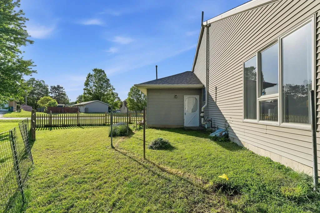 22401 Happy Drive Lagrange Township MI 49031