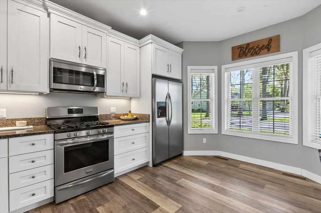 2917 White Oaks Ridge Niles Township MI 49107