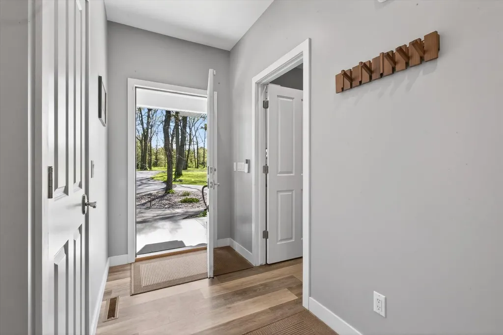 2917 White Oaks Ridge Niles Township MI 49107