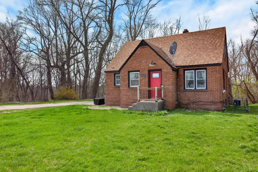 7222 Red Arrow Highway Lincoln Charter Township MI 49127