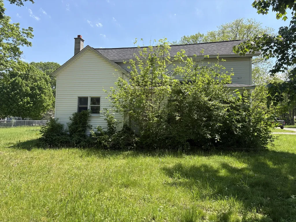 213 Clinton Street Dowagiac City MI 49047