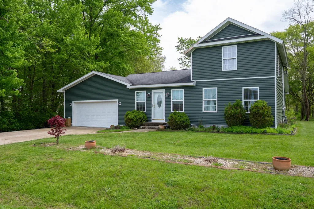 8521 Kephart Lane Oronoko Charter Township MI 49103