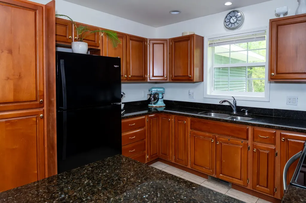 8521 Kephart Lane Oronoko Charter Township MI 49103