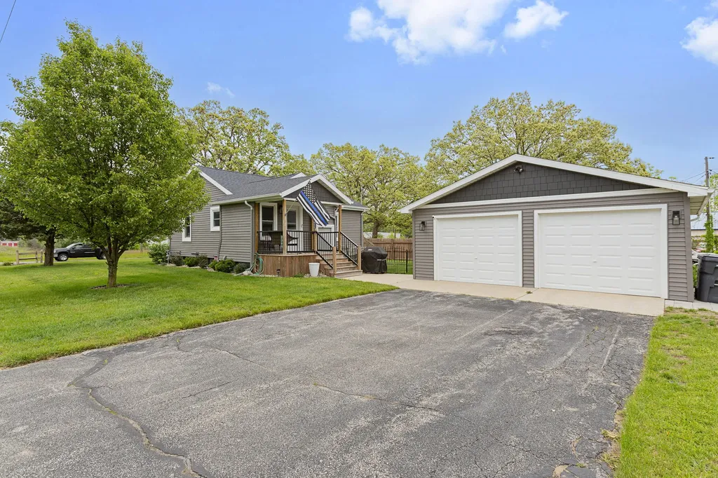 2366 W Glenlord Road Lincoln Charter Township MI 49127