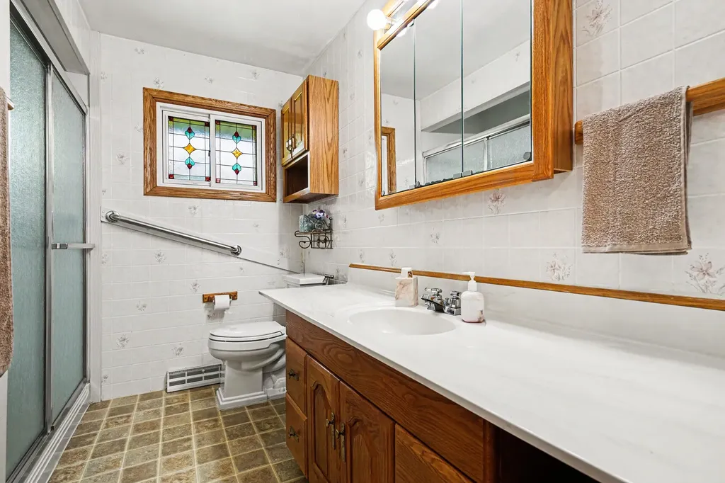 23904 Avenue C Ontwa Township MI 49112