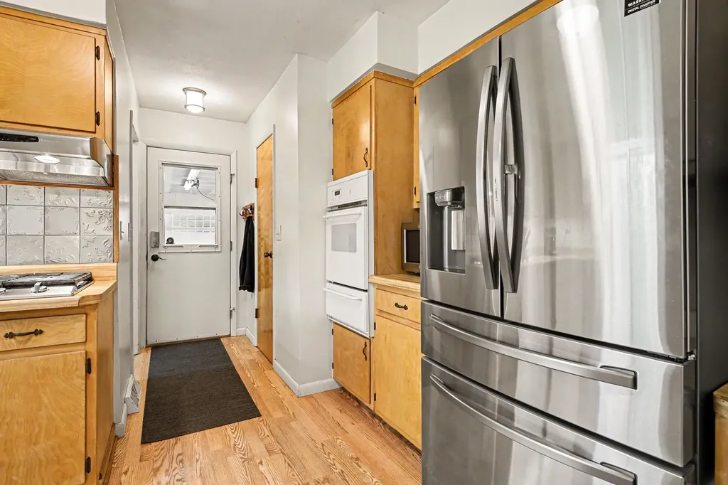 23904 Avenue C Ontwa Township MI 49112