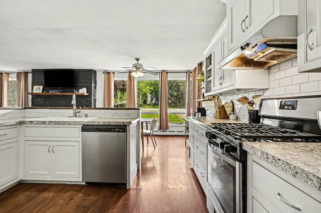 9010 73rd Street South Haven Charter Township MI 49090