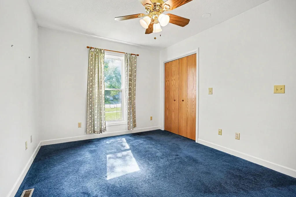317 Brookfield Street Niles City MI 49120