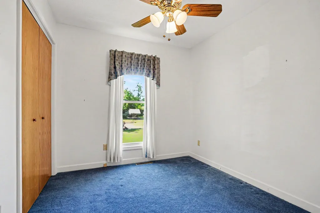 317 Brookfield Street Niles City MI 49120