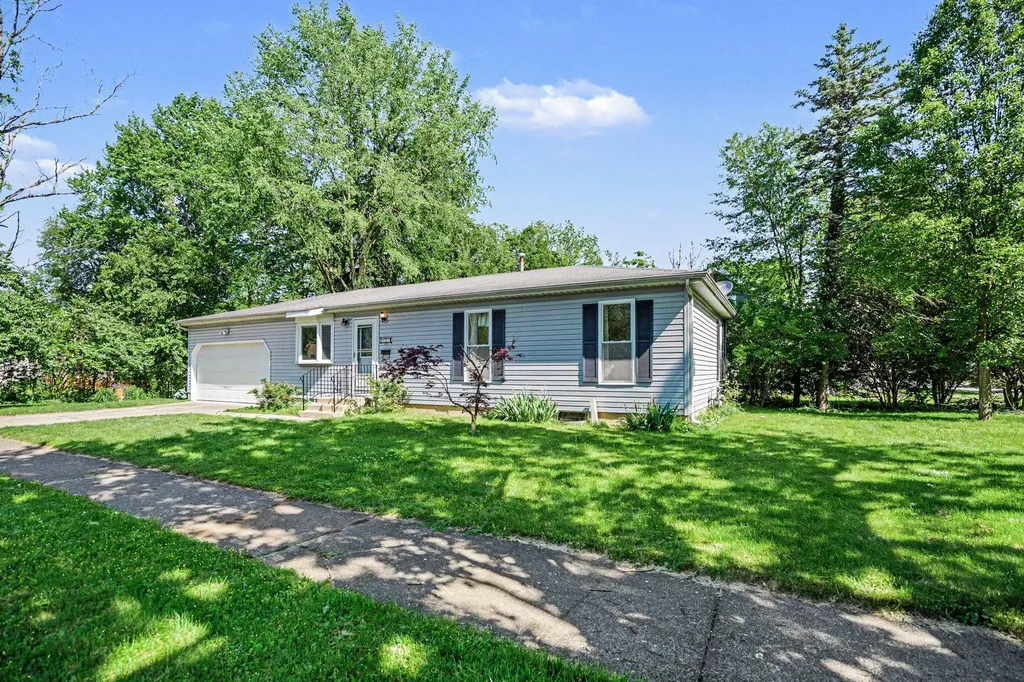 317 Brookfield Street Niles City MI 49120