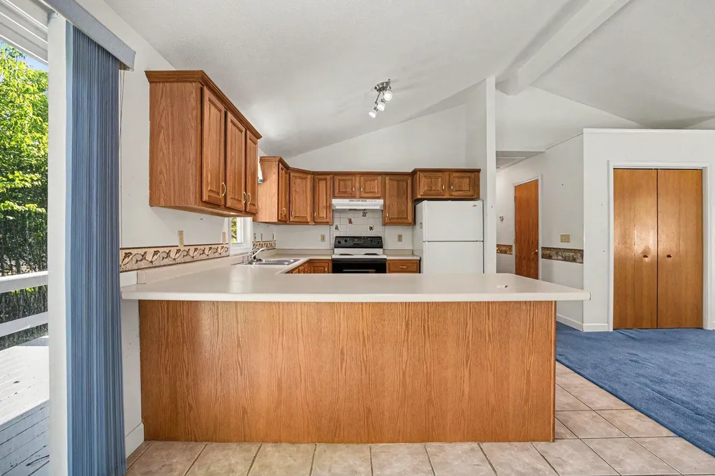 317 Brookfield Street Niles City MI 49120