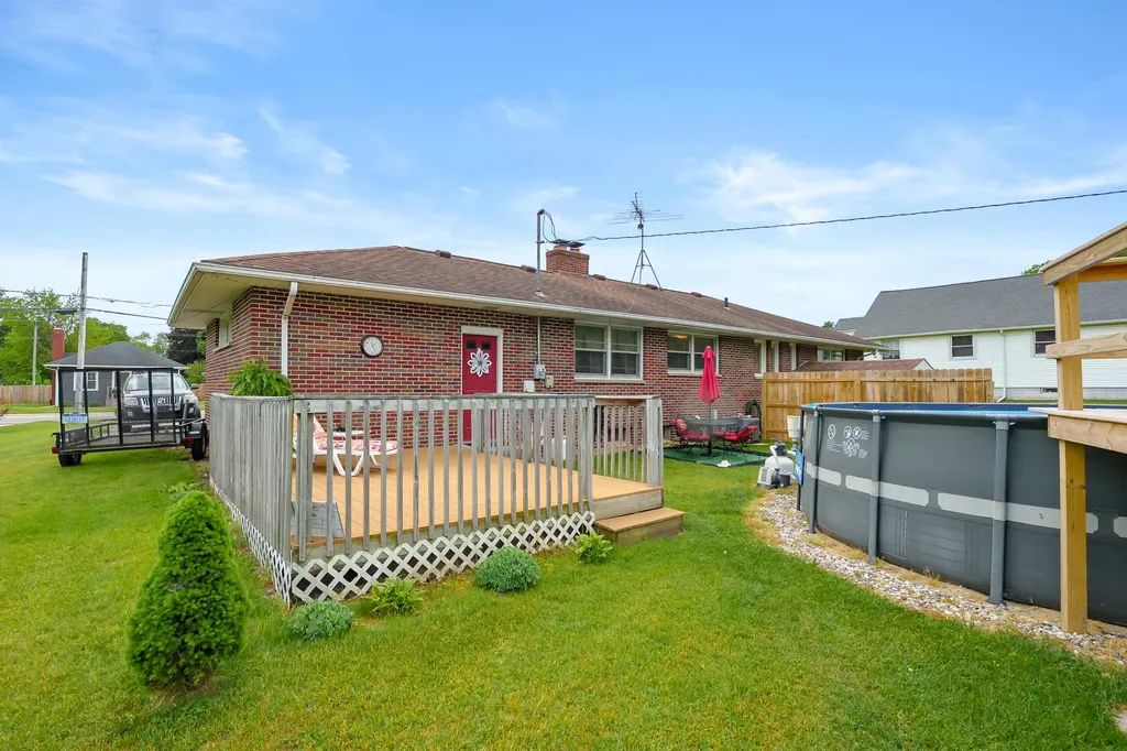 407 E Van Buren Street Gobles City MI 49055
