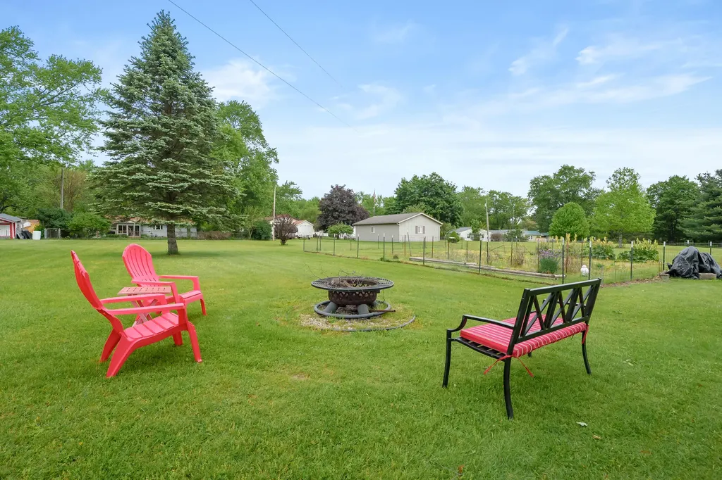 407 E Van Buren Street Gobles City MI 49055
